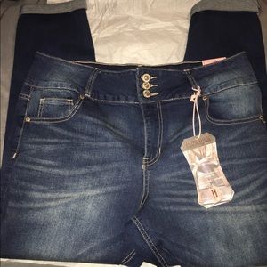 Hydraulic Jeans